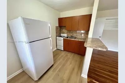 692 NE 85th St #5, Miami, FL 33138 - Photo 3