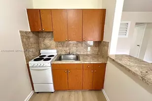 692 NE 85th St, Miami, FL 33138 - Photo 1