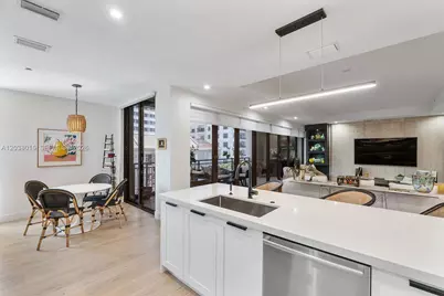 718 Valencia Ave #403, Coral Gables, FL 33134 - Photo 19