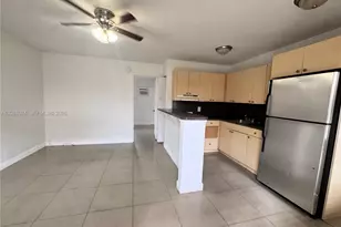 101 NE 41st St, Oakland Park, FL 33334 - Photo 1