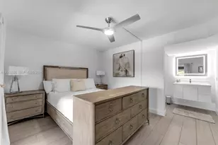 460 NW 86th Pl, Miami, FL 33126 - Photo 21