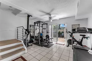 460 NW 86th Pl, Miami, FL 33126 - Photo 25