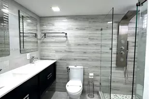 18000 NW 68th Ave, Hialeah, FL 33015 - Photo 19