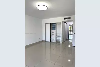 18000 NW 68th Ave #314-A, Hialeah, FL 33015 - Photo 15