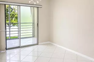 2050 Newcastle C, Boca Raton, FL 33434 - Photo 5