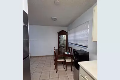 2560 W 60th St #104, Hialeah, FL 33016 - Photo 11