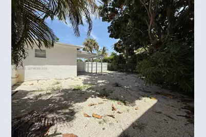 600 NW 116th Ter #1, Miami, FL 33168 - Photo 3