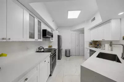 3255 NE 184th St #12112, Aventura, FL 33160 - Photo 17