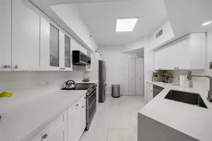 3255 NE 184th St, Aventura, FL 33160 - Photo 17