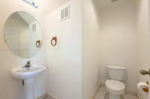 20811 NW 3rd Ln, Pembroke Pines, FL 33029 - Photo 13