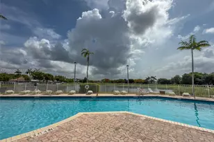 20811 NW 3rd Ln, Pembroke Pines, FL 33029 - Photo 47