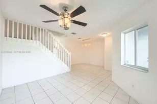 20811 NW 3rd Ln, Pembroke Pines, FL 33029 - Photo 9