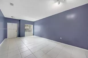 2209 SE 25th Ave, Homestead, FL 33035 - Photo 3