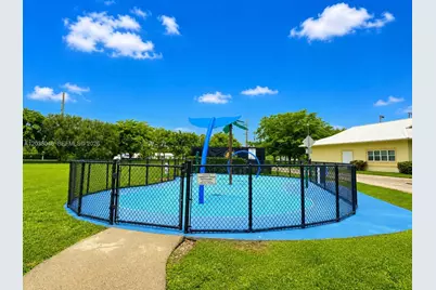 13870 Magnolia Ct, Davie, FL 33325 - Photo 71