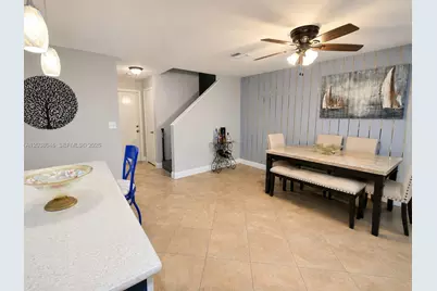 13870 Magnolia Ct, Davie, FL 33325 - Photo 17