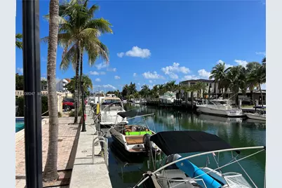 2350 NE 135th St #704, North Miami, FL 33181 - Photo 3