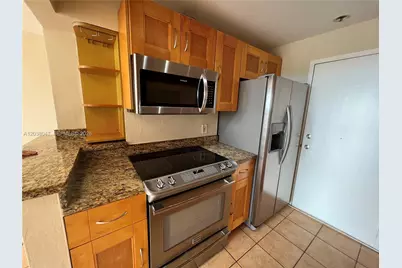 2350 NE 135th St #704, North Miami, FL 33181 - Photo 11