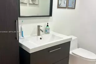 1701 NE 115th St, Miami, FL 33181 - Photo 13
