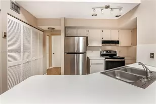 444 SE 14th St, Dania Beach, FL 33004 - Photo 13