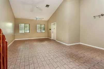 444 SE 14th St, Dania Beach, FL 33004 - Photo 11
