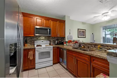 783 NW 42nd Pl, Deerfield Beach, FL 33064 - Photo 11