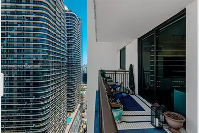 999 SW 1st Ave #3215, Miami, FL 33130 - Photo 21