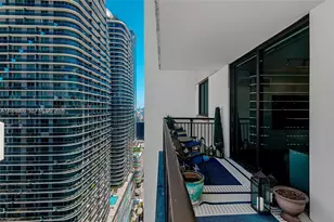 999 SW 1st Ave, Miami, FL 33130 - Photo 21