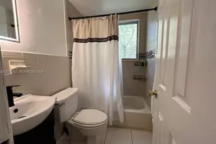 1027 Euclid Ave, Miami Beach, FL 33139 - Photo 7