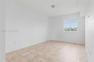 5271 SW 8th St, Miami, FL 33134 - Photo 15