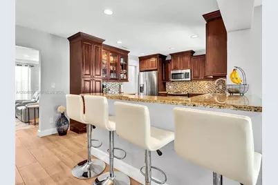 8740 Pasadena Blvd, Pembroke Pines, FL 33024 - Photo 13