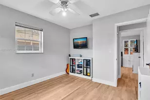 8740 Pasadena Blvd, Pembroke Pines, FL 33024 - Photo 37