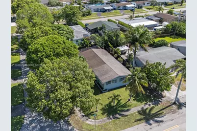 7591 Pierce St, Hollywood, FL 33024 - Photo 25