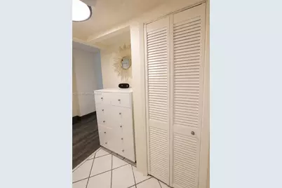 2780 NE 183rd St #810, Aventura, FL 33160 - Photo 11