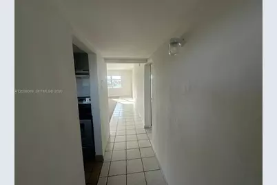 18700 NE 3rd Ct #626, Miami, FL 33179 - Photo 13