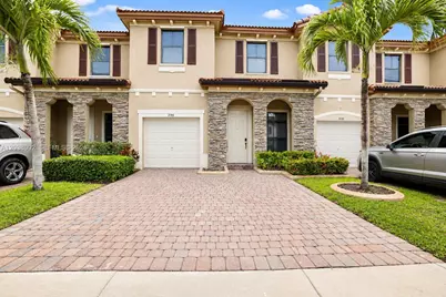7146 SW 163rd Ave, Miami, FL 33193 - Photo 1