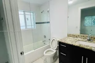 106 SE 9th Ct, Hallandale Beach, FL 33009 - Photo 13