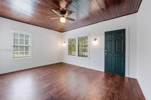 3826 Oak Ave, Miami, FL 33133 - Photo 5