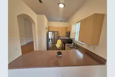 5033 SW 134th Ave, Miramar, FL 33027 - Photo 7