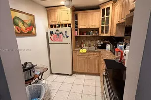9974 SW 88th St, Miami, FL 33176 - Photo 5