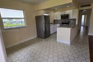 121 Saxony C, Delray Beach, FL 33446 - Photo 5