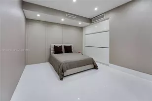 18555 Collins Ave, Sunny Isles Beach, FL 33160 - Photo 31