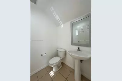 324 NE 3rd St #D, Hallandale Beach, FL 33009 - Photo 19