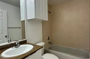324 NE 3rd St, Hallandale Beach, FL 33009 - Photo 31