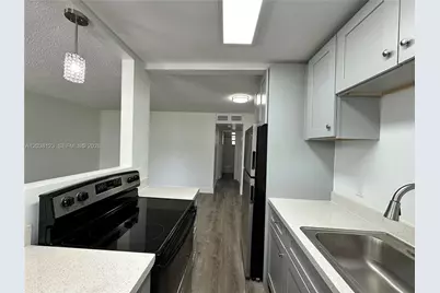 2325 Arthur St #6, Hollywood, FL 33020 - Photo 5