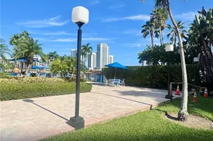 [Address not provided], Hallandale Beach, FL 33009 - Photo 55