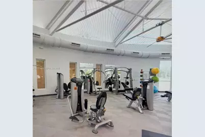 [Address not provided], Hallandale Beach, FL 33009 - Photo 37