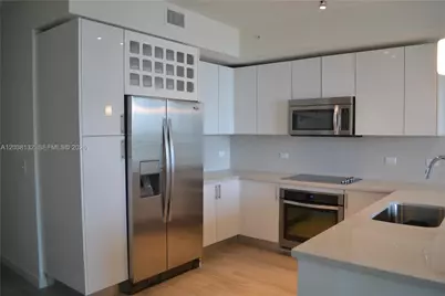 999 SW 1st Ave #3202, Miami, FL 33130 - Photo 21