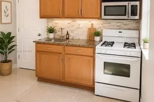 4280 NW 171st St, Miami Gardens, FL 33055 - Photo 19