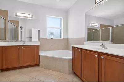 4422 NW 112th Ct, Doral, FL 33178 - Photo 23
