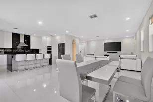 4422 NW 112th Ct, Doral, FL 33178 - Photo 11